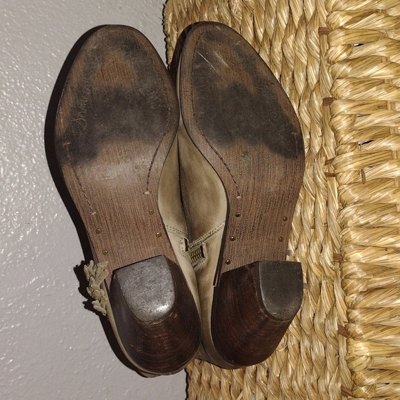 Tan/Gray Sam Edelman Louie Fringe Ankle Booties 9 - Picture 7 of 7